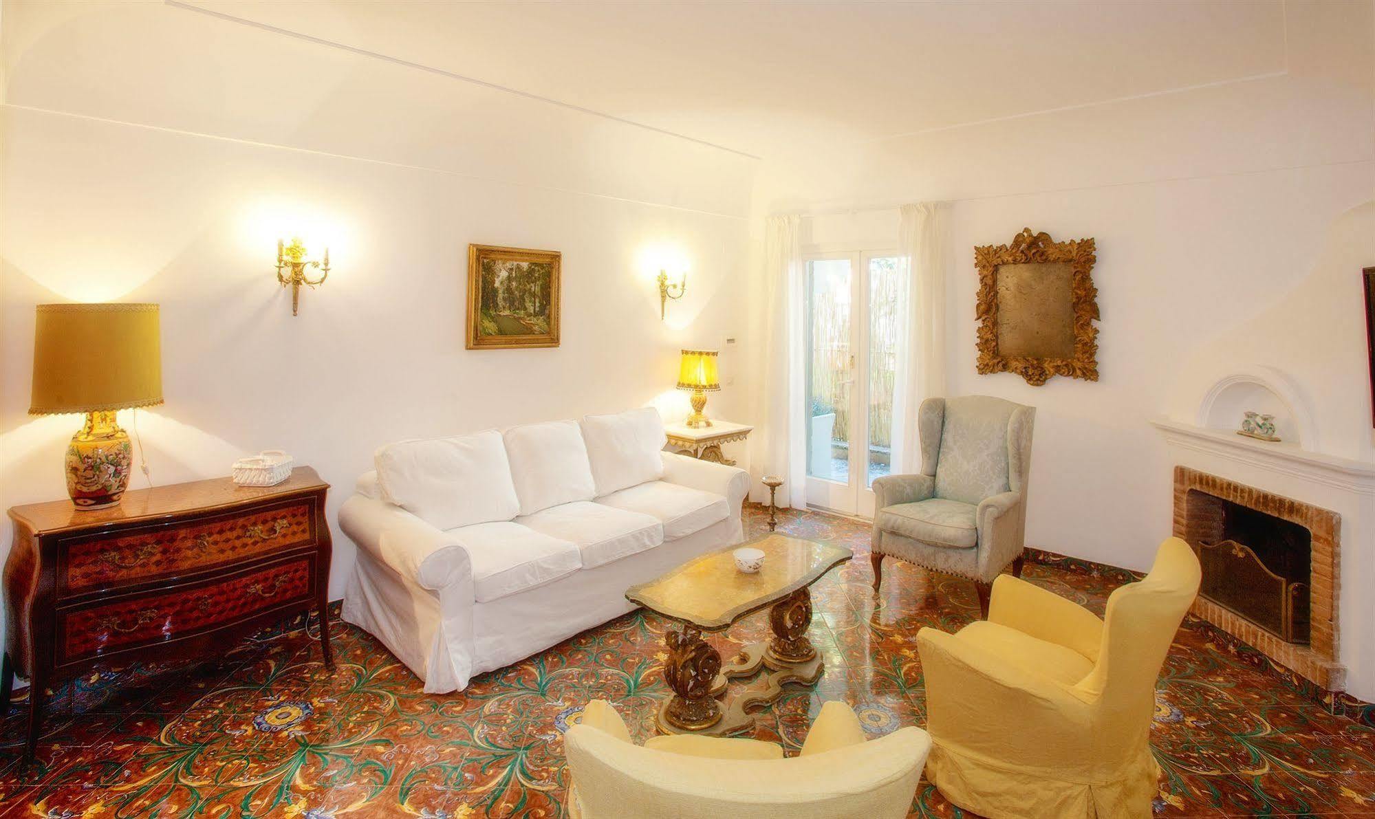 Hotel Silia 3*